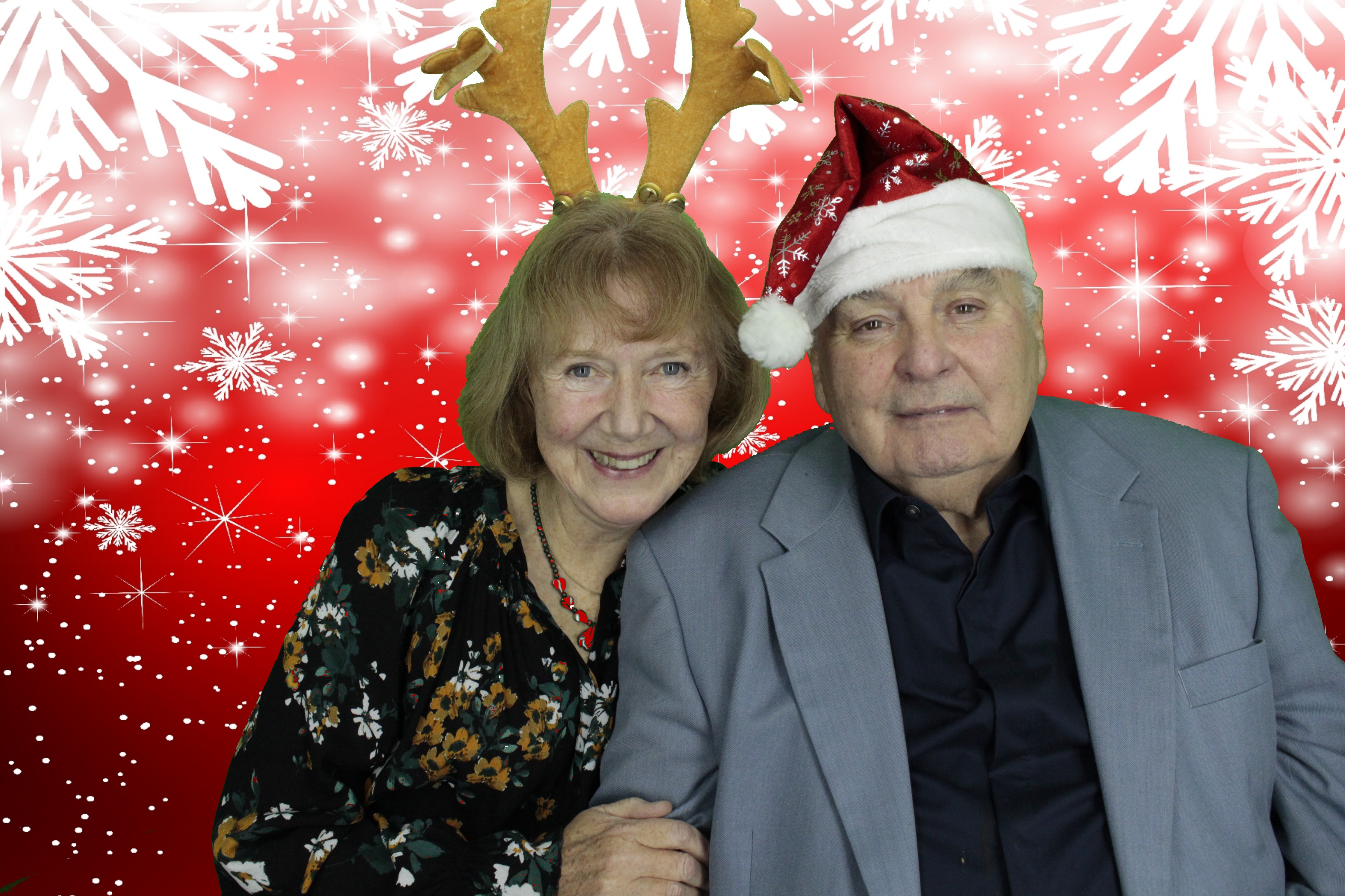 Silvermere Christmas Party | View more photos from the event at gallery.myphotoboothexperience.co.uk/u/MyPhotoBoothExperienceLtd/Silvermere-Christmas-Party-3